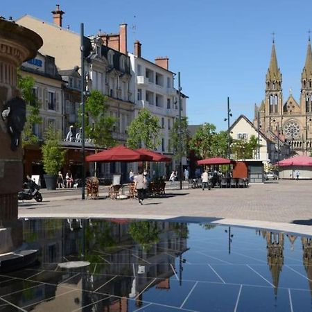 Joli Studio Avec Parking Prive Moulins  Exteriér fotografie