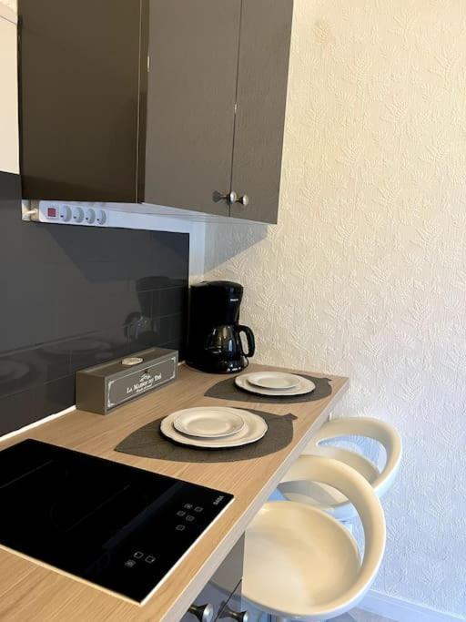 Joli Studio Avec Parking Prive Moulins  Exteriér fotografie