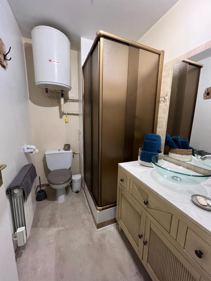 Joli Studio Avec Parking Prive Moulins  Exteriér fotografie